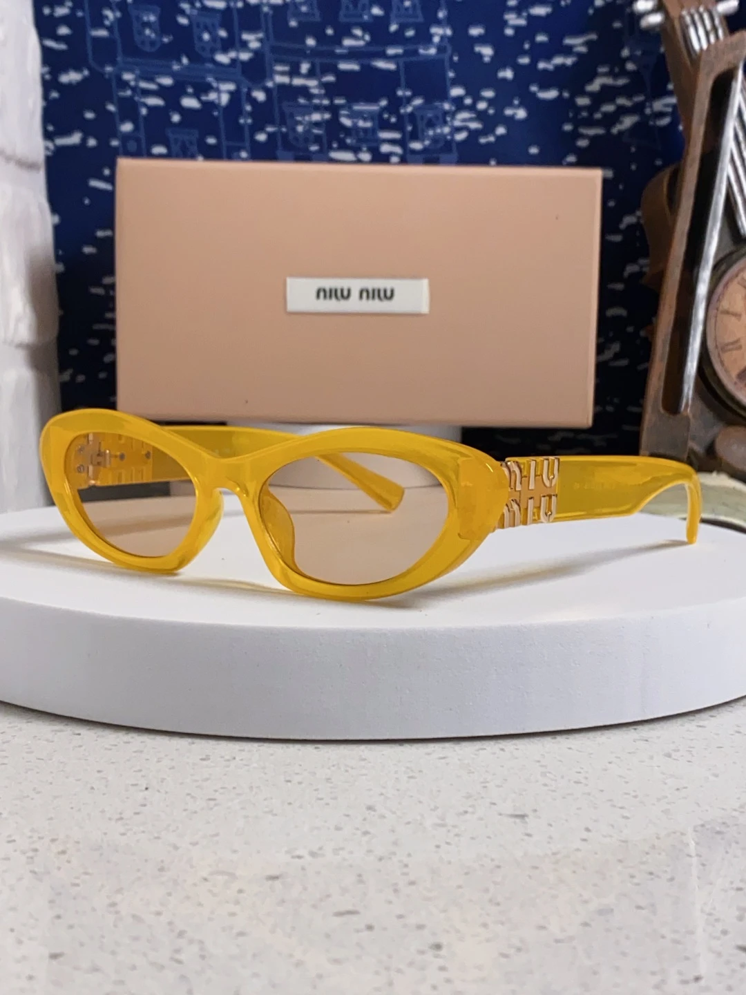 Miu Miu Eyewear — 733492be