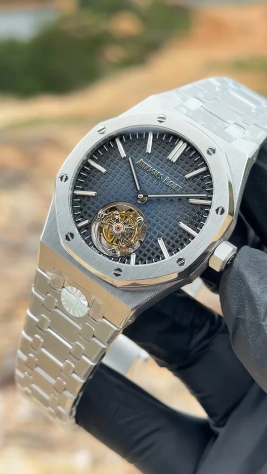 Audemars Piguet Watch — 40c1083e