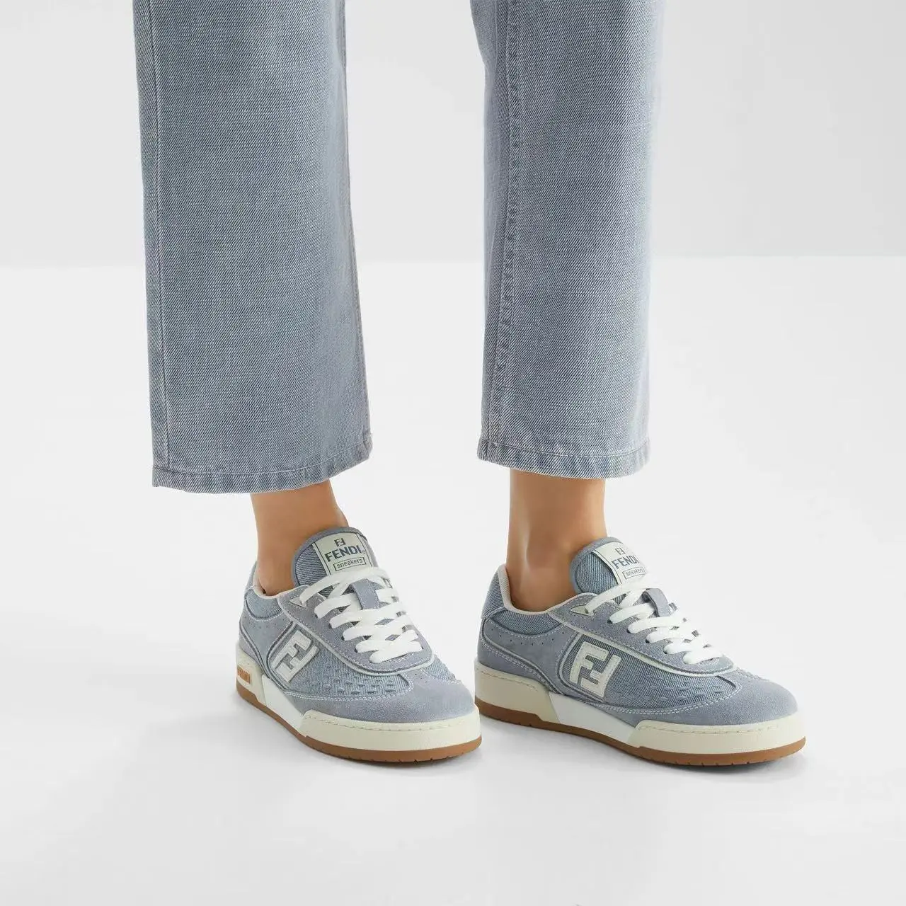 Fendi Sneakers — fb36f42f