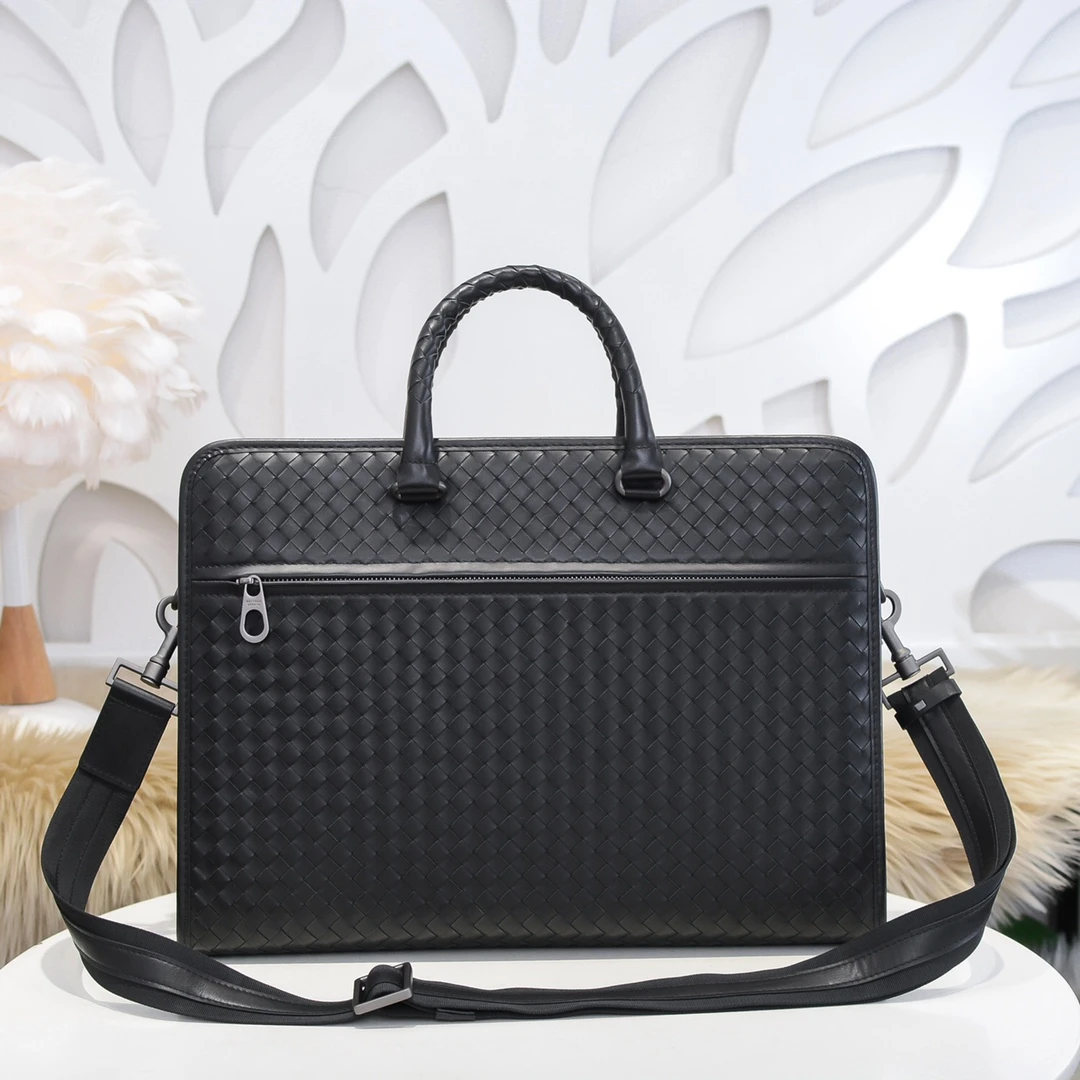 Bottega Veneta Bag — d4a7e52b