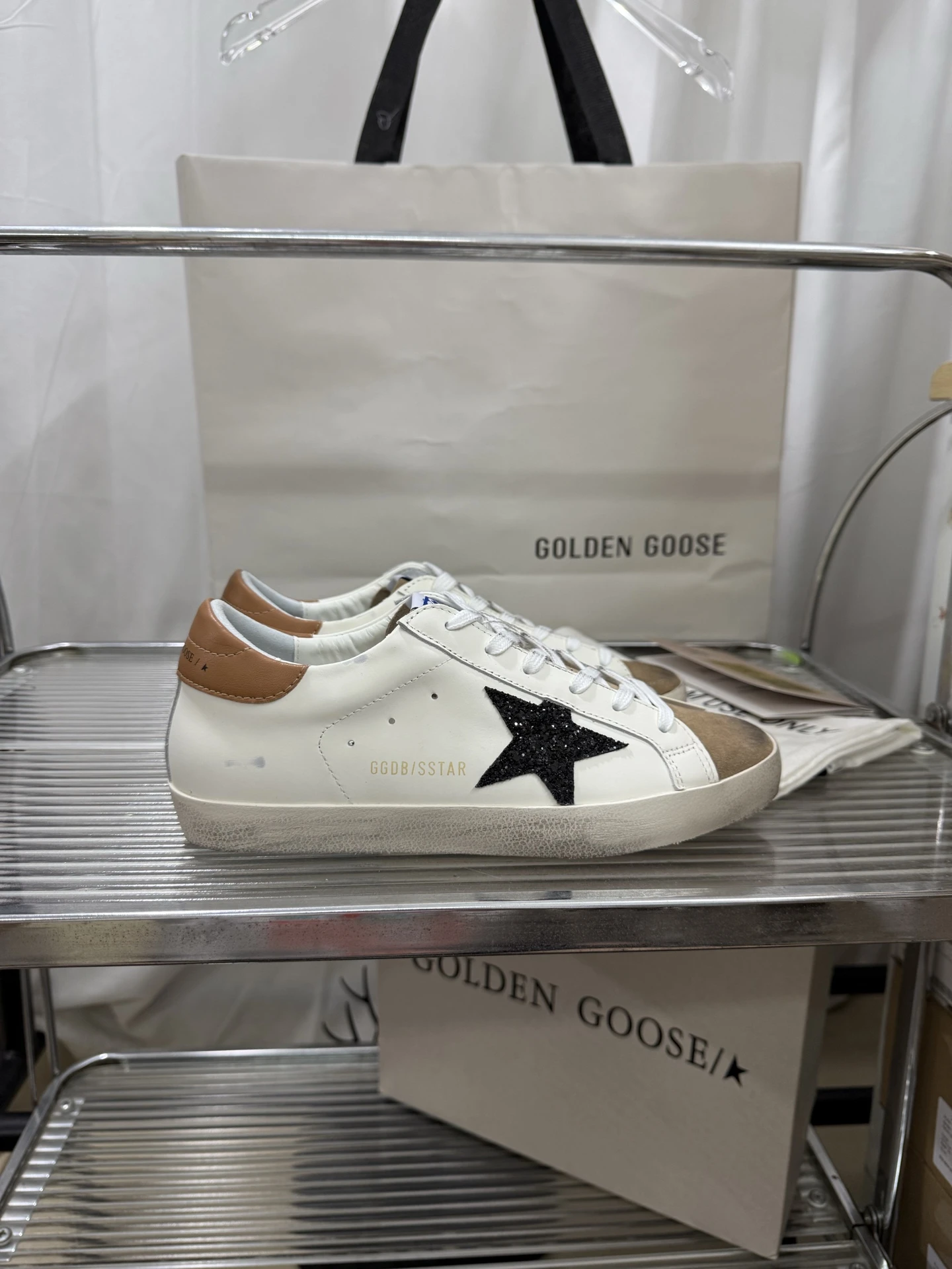 Golden Goose Sneakers — 562614f2