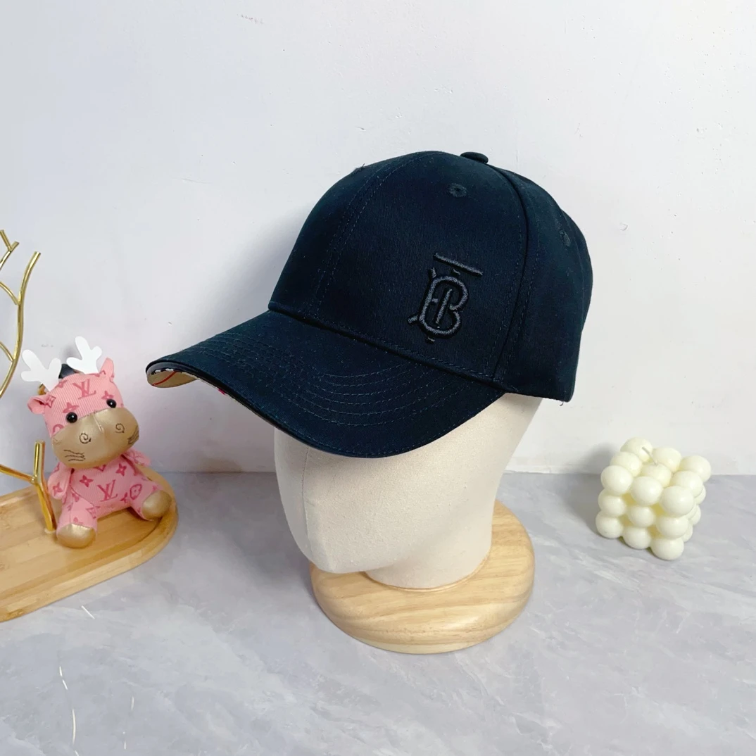 Burberry Hat — 1a858bf6