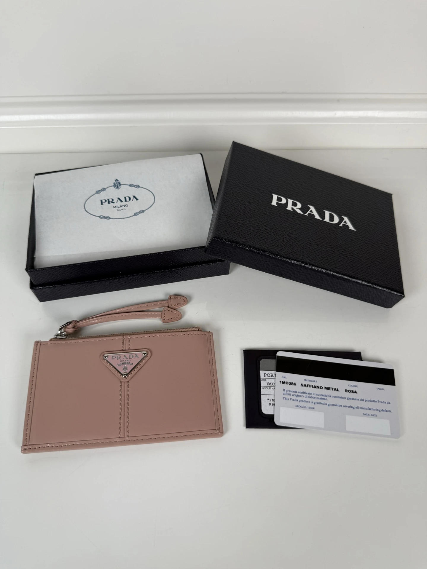 Cardholders — a9d0433f