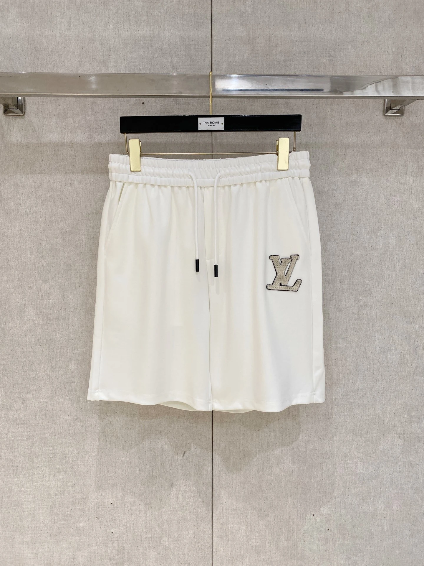 Louis Vuitton Shorts — e6b74f41