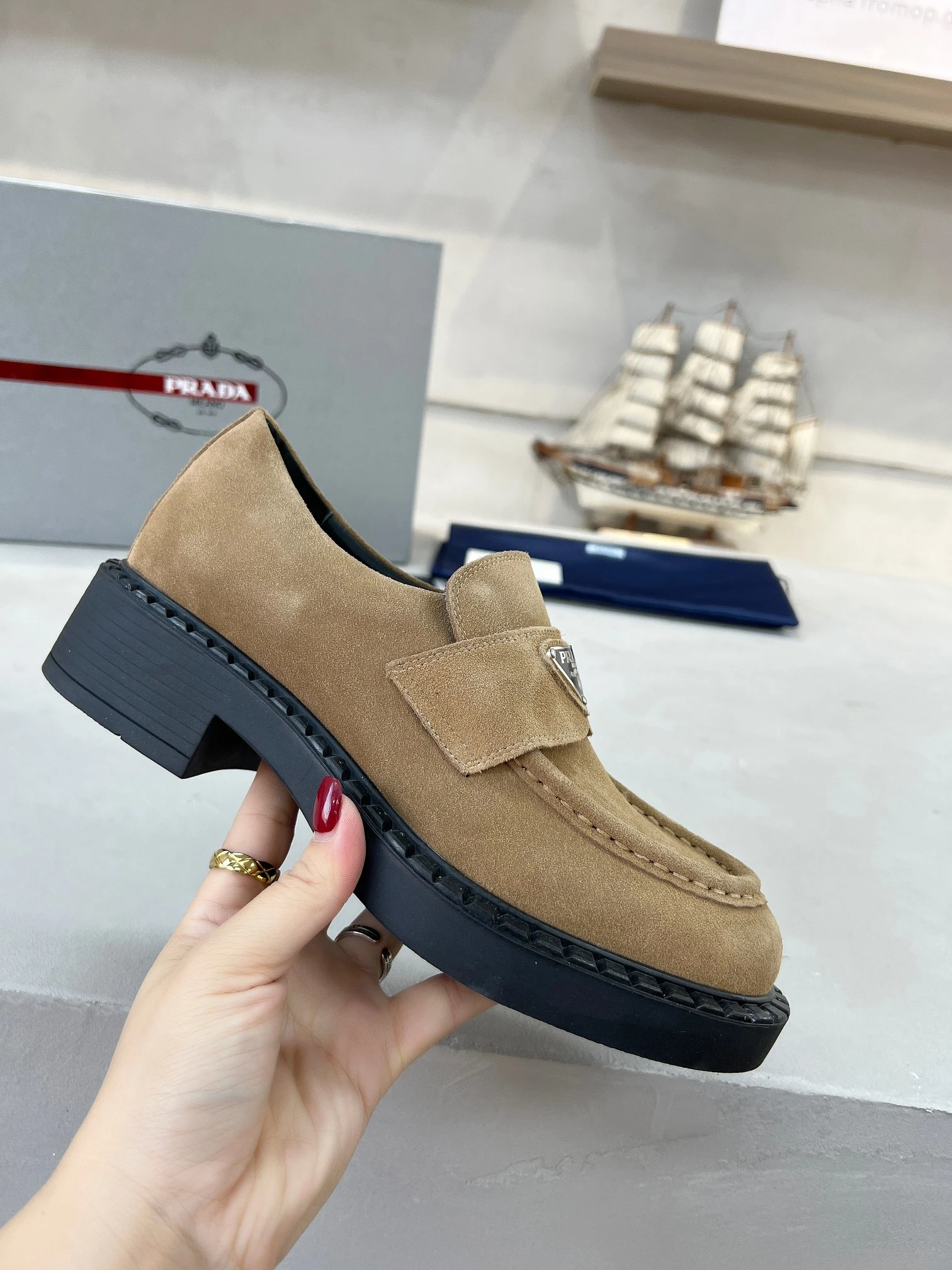 Prada Shoes — 80ac0945