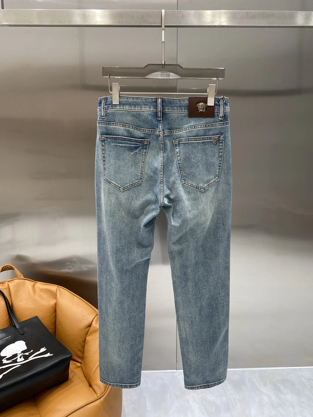 Jeans — 89c59bac