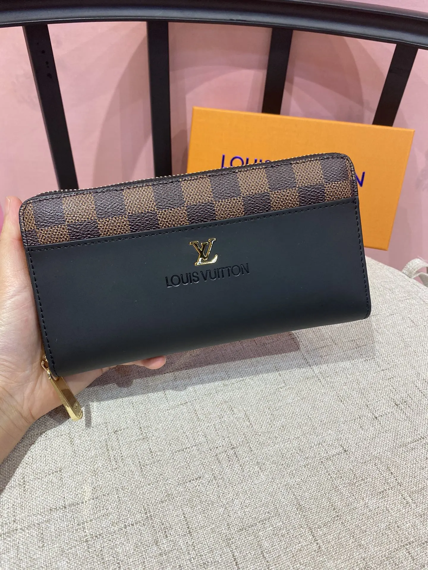 Louis Vuitton Bag — ce87a4e7