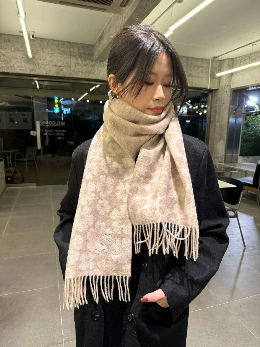 Burberry Scarves — 1218e729