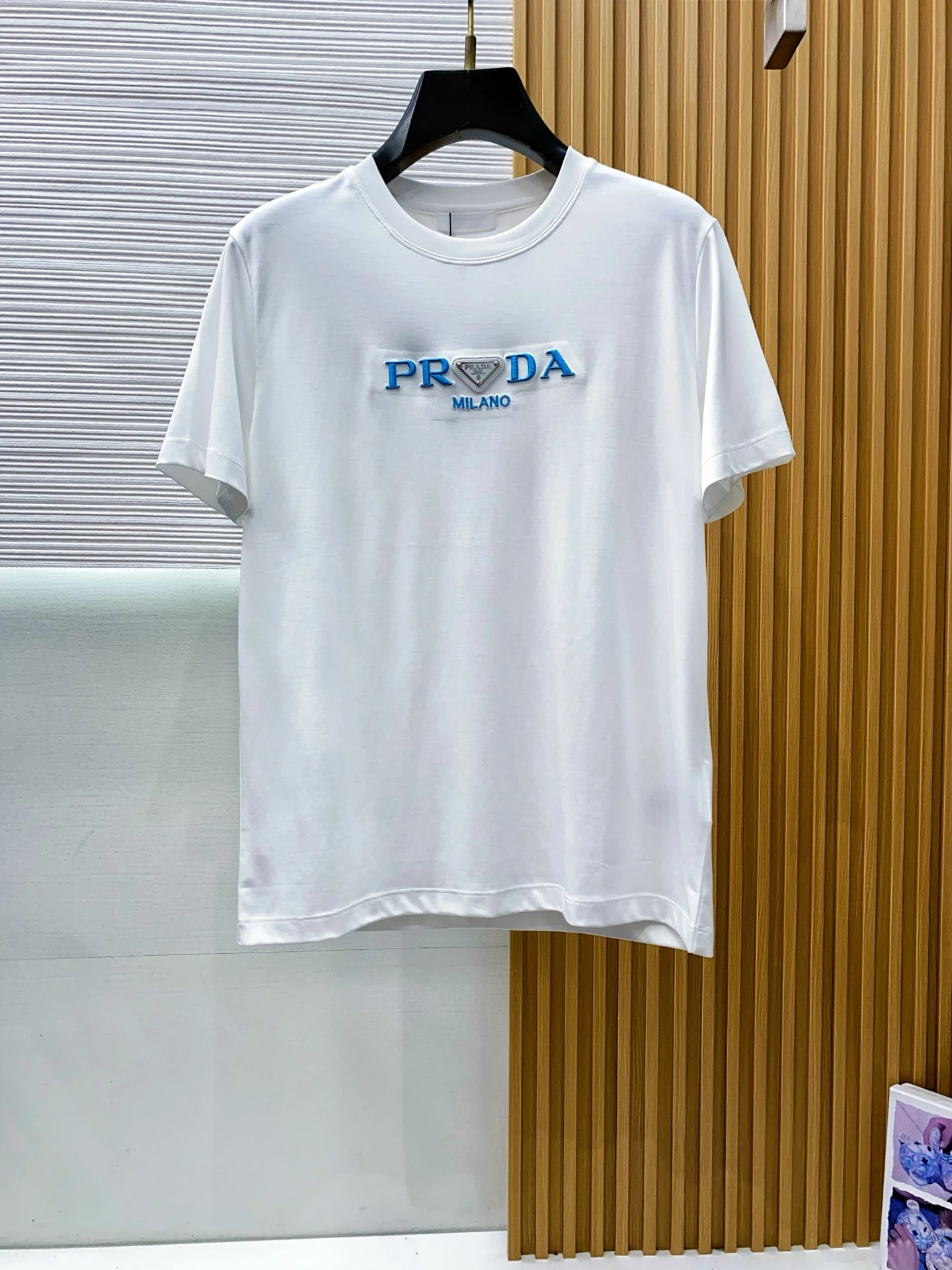 Prada T-Shirt — 094df889