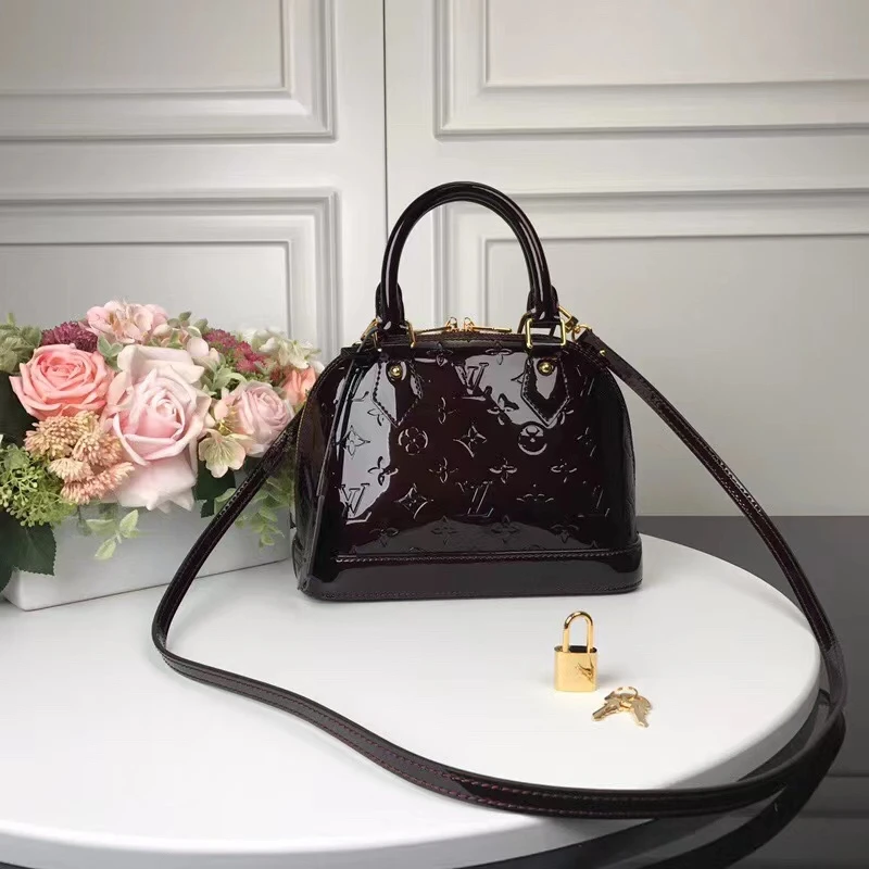 Louis Vuitton Bag — c30d678e