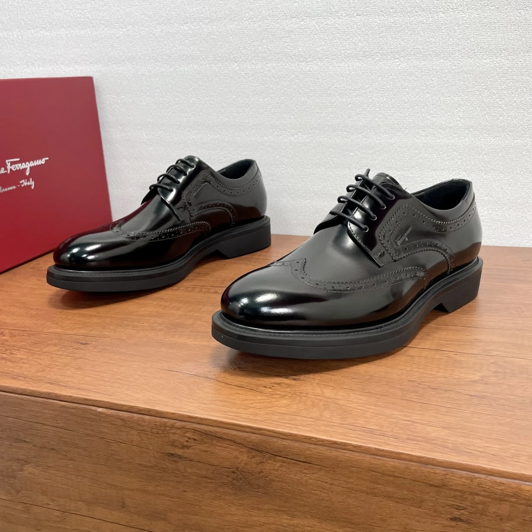 Ferragamo Dress Shoes — 28846c81