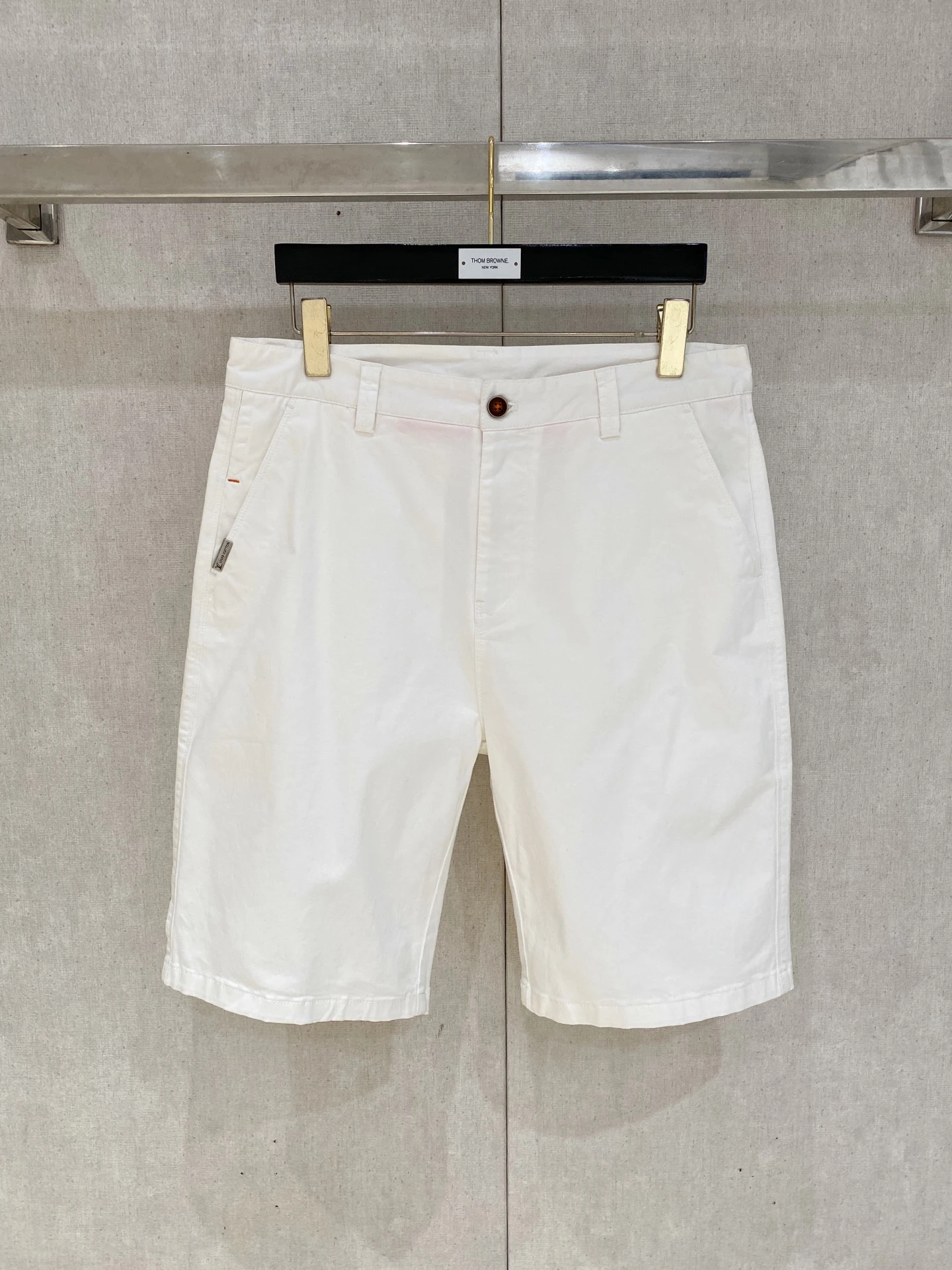 Louis Vuitton Shorts — 020ae0fb