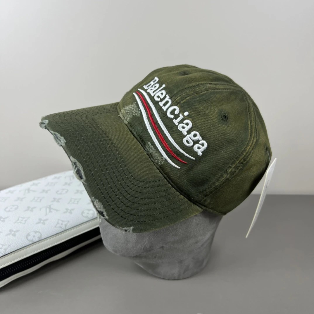 Balenciaga Hat — 72dee420