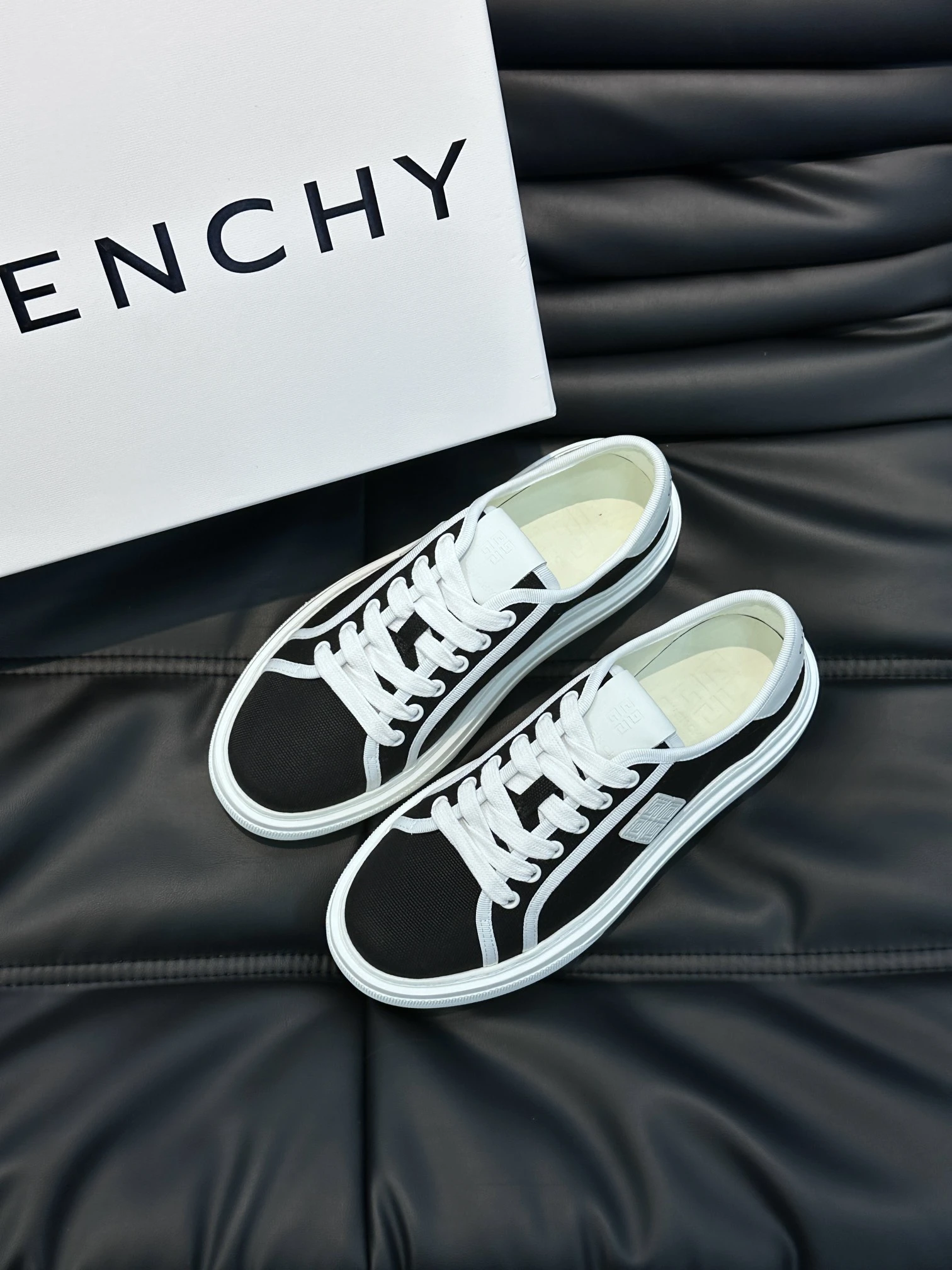 Givenchy Shoes — 82d87ac6