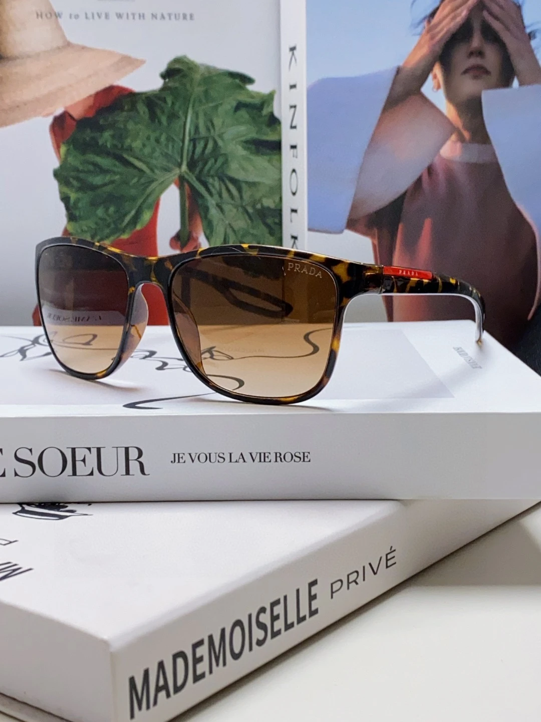 Prada Eyewear — 5bd988c3