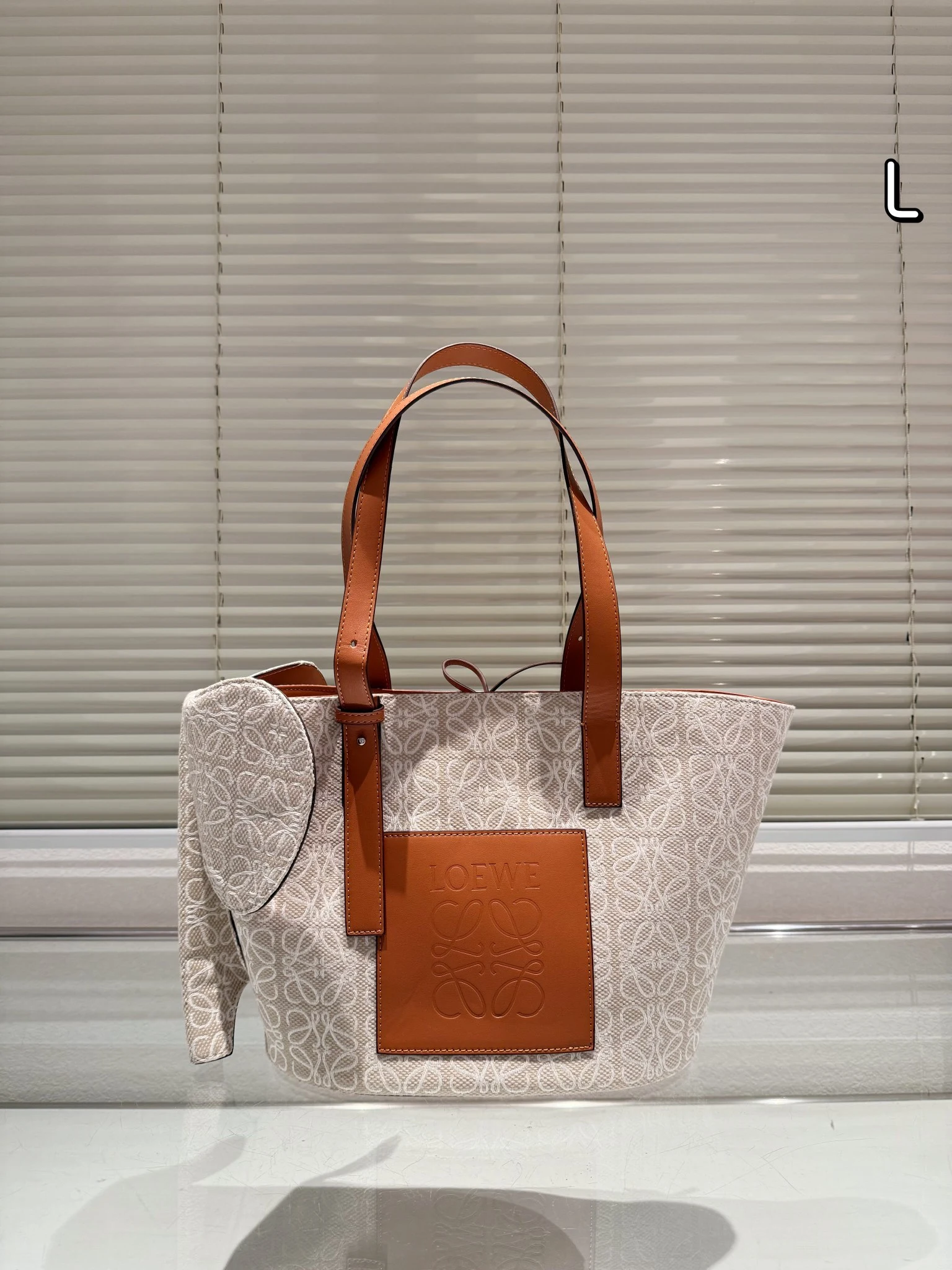 Loewe Bag — b06a1432