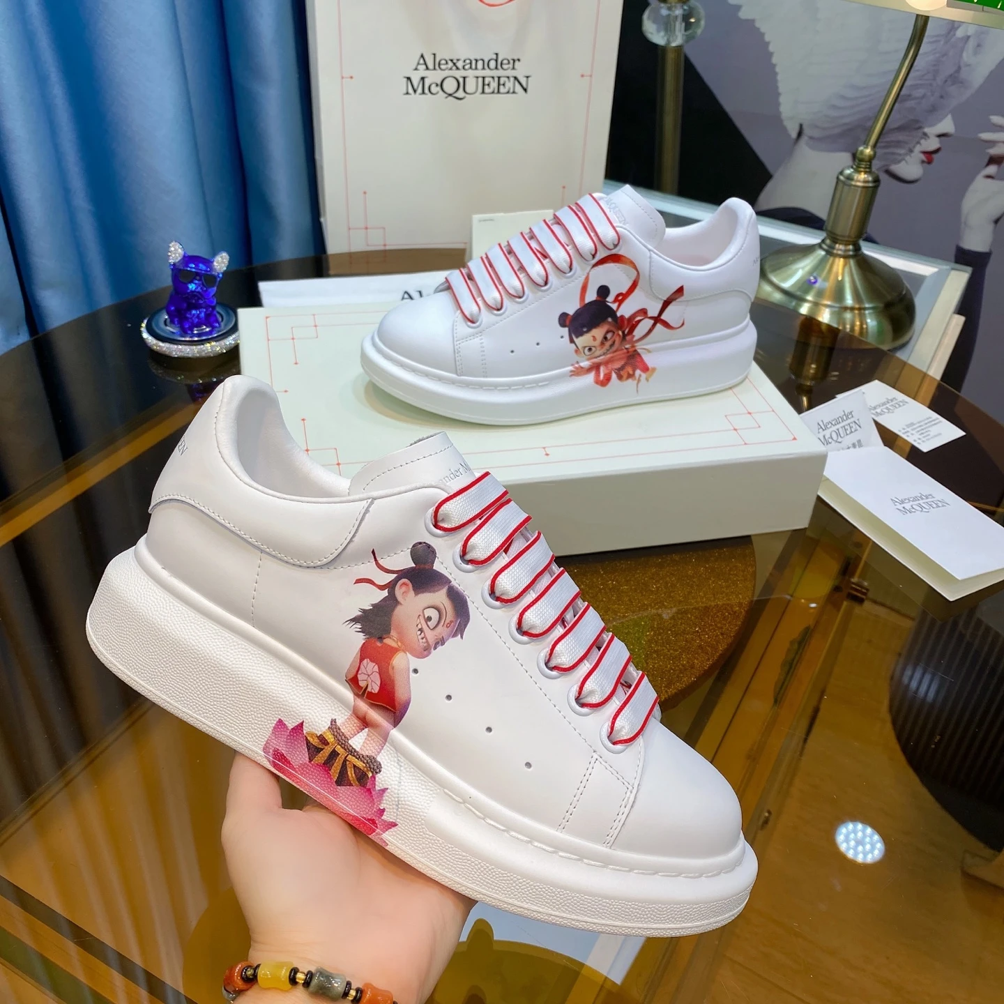 Alexander McQueen Sneakers — 8d8e0d97