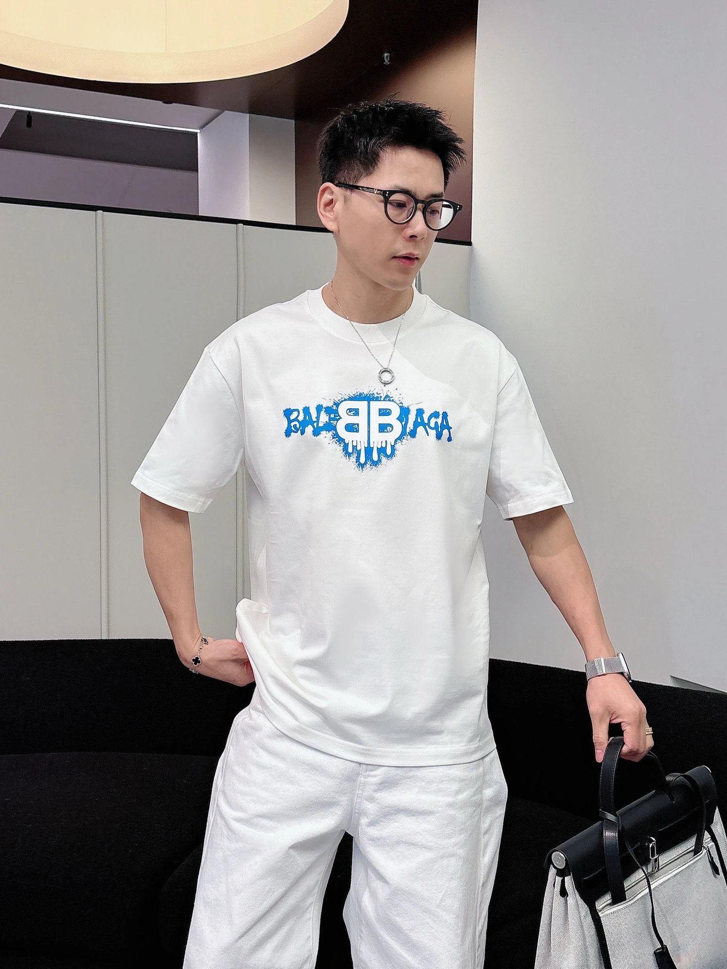 Balenciaga T-Shirt — 7c14def0