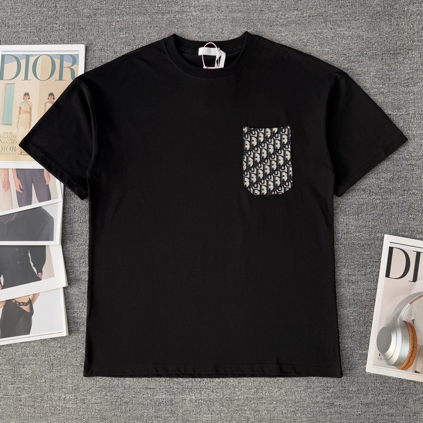 Dior T-Shirt — 6921f3e0