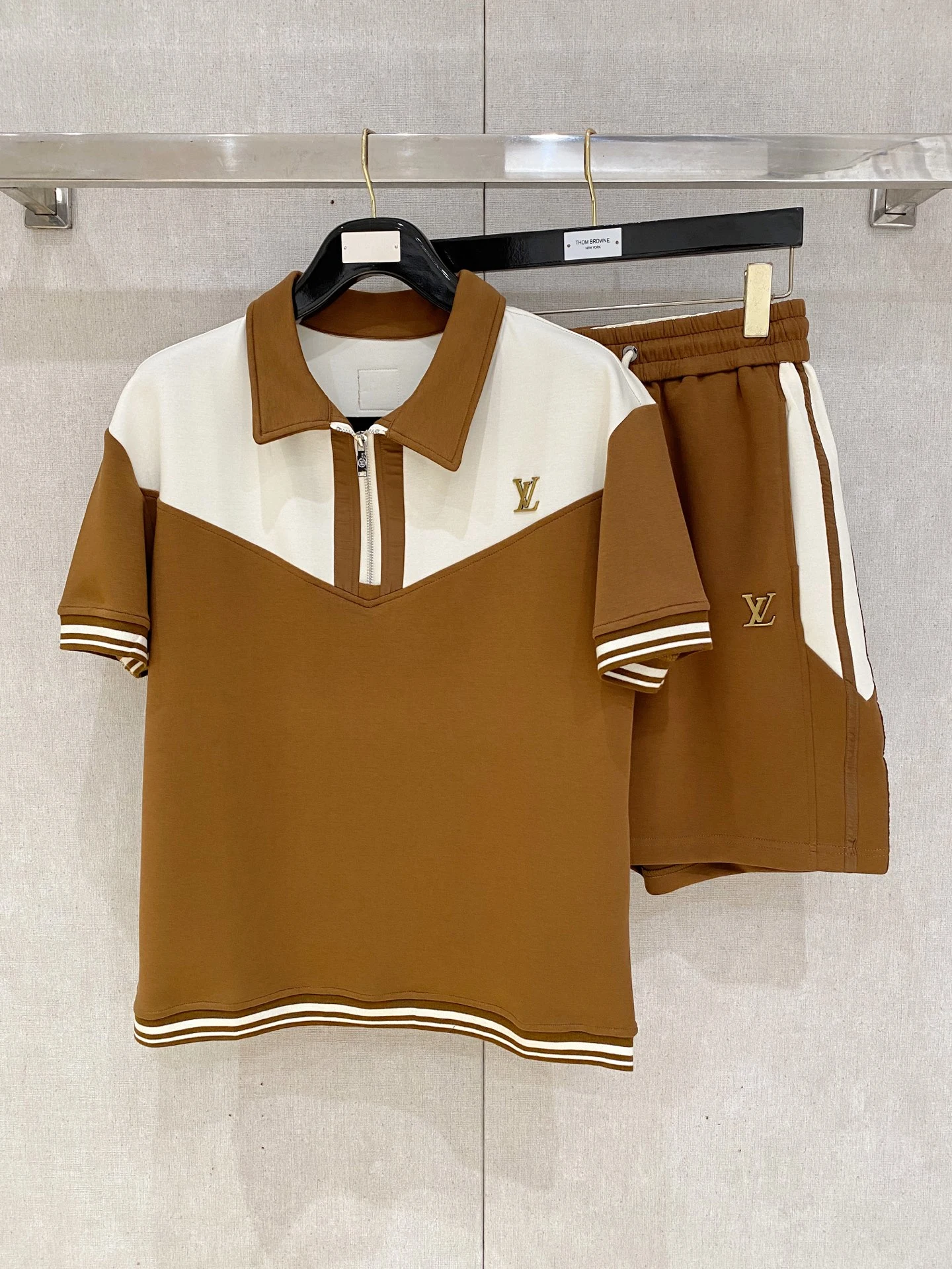 Louis Vuitton Matching Sets — 09b3258a