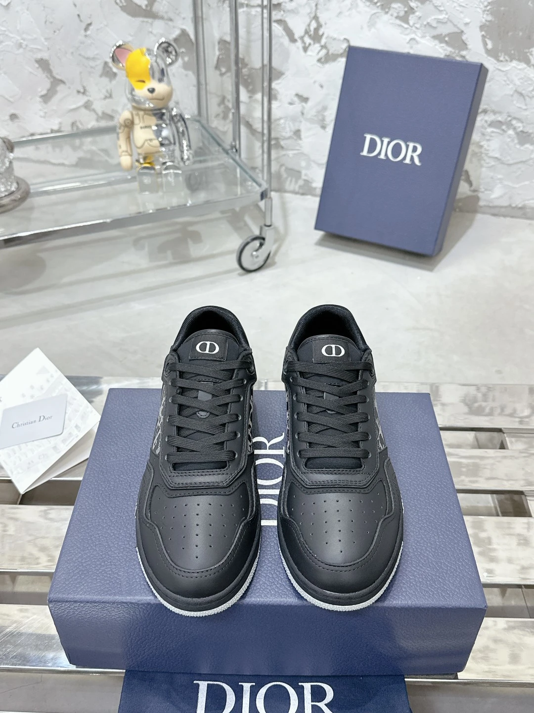 Dior Sneakers — 0d458b6b