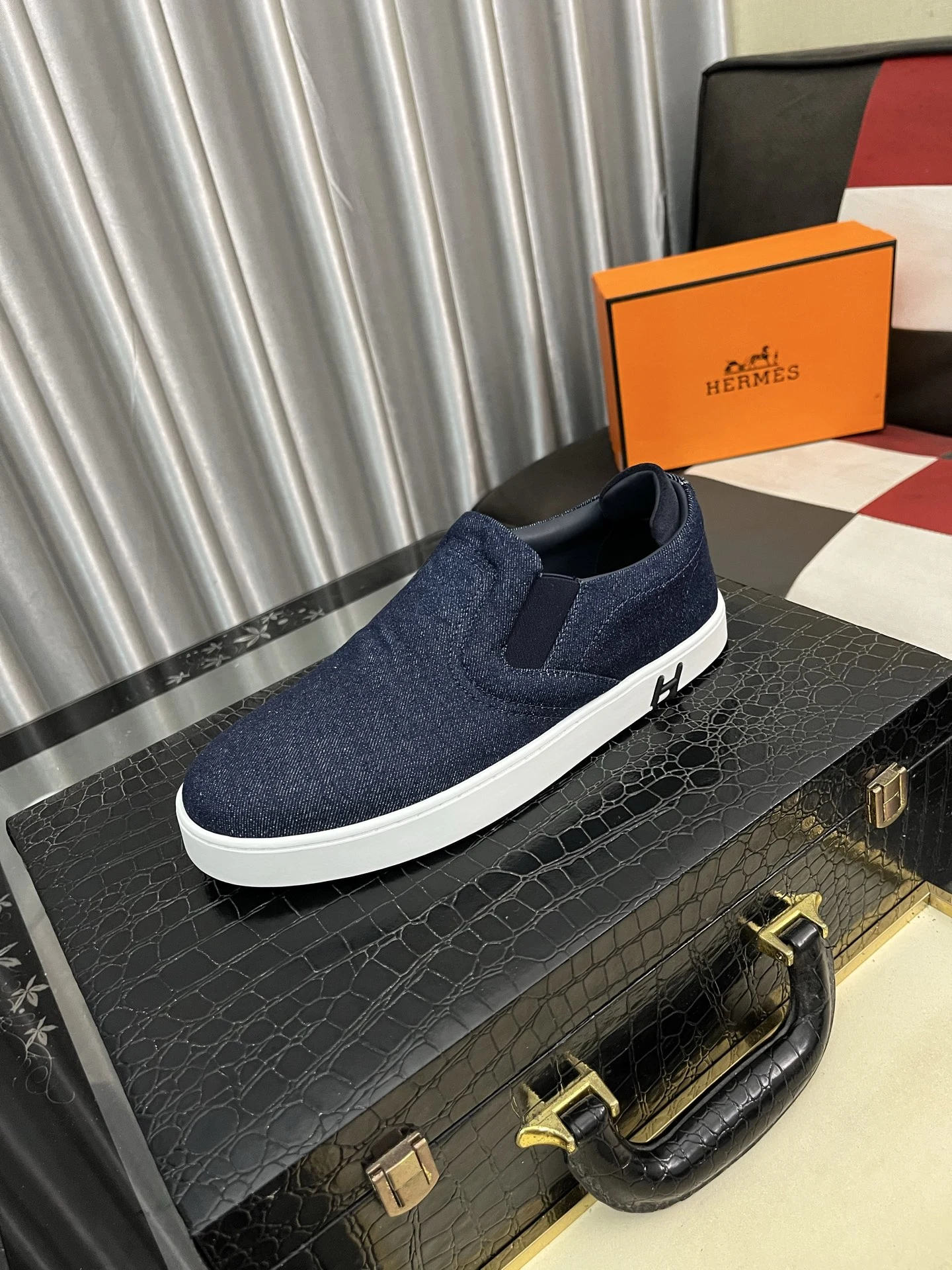 Hermès Sneakers — b38af1e4