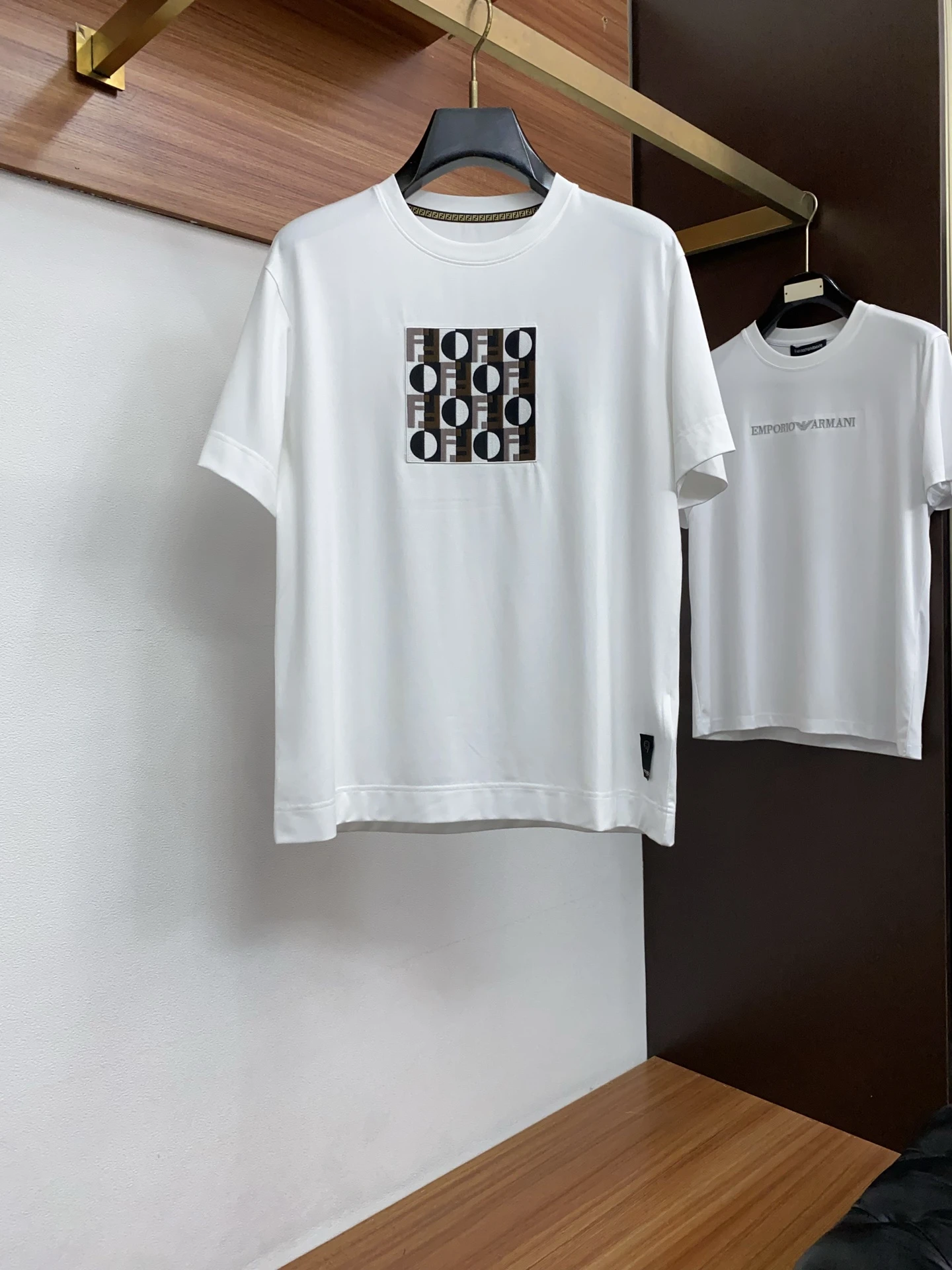 Fendi T-Shirt — 037eab55