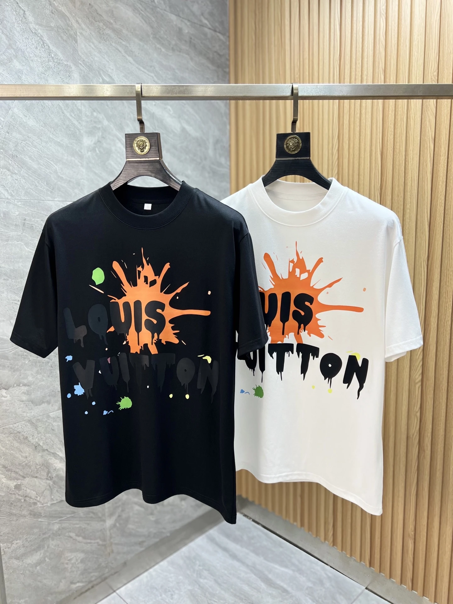Louis Vuitton T-Shirt — 15eafa03