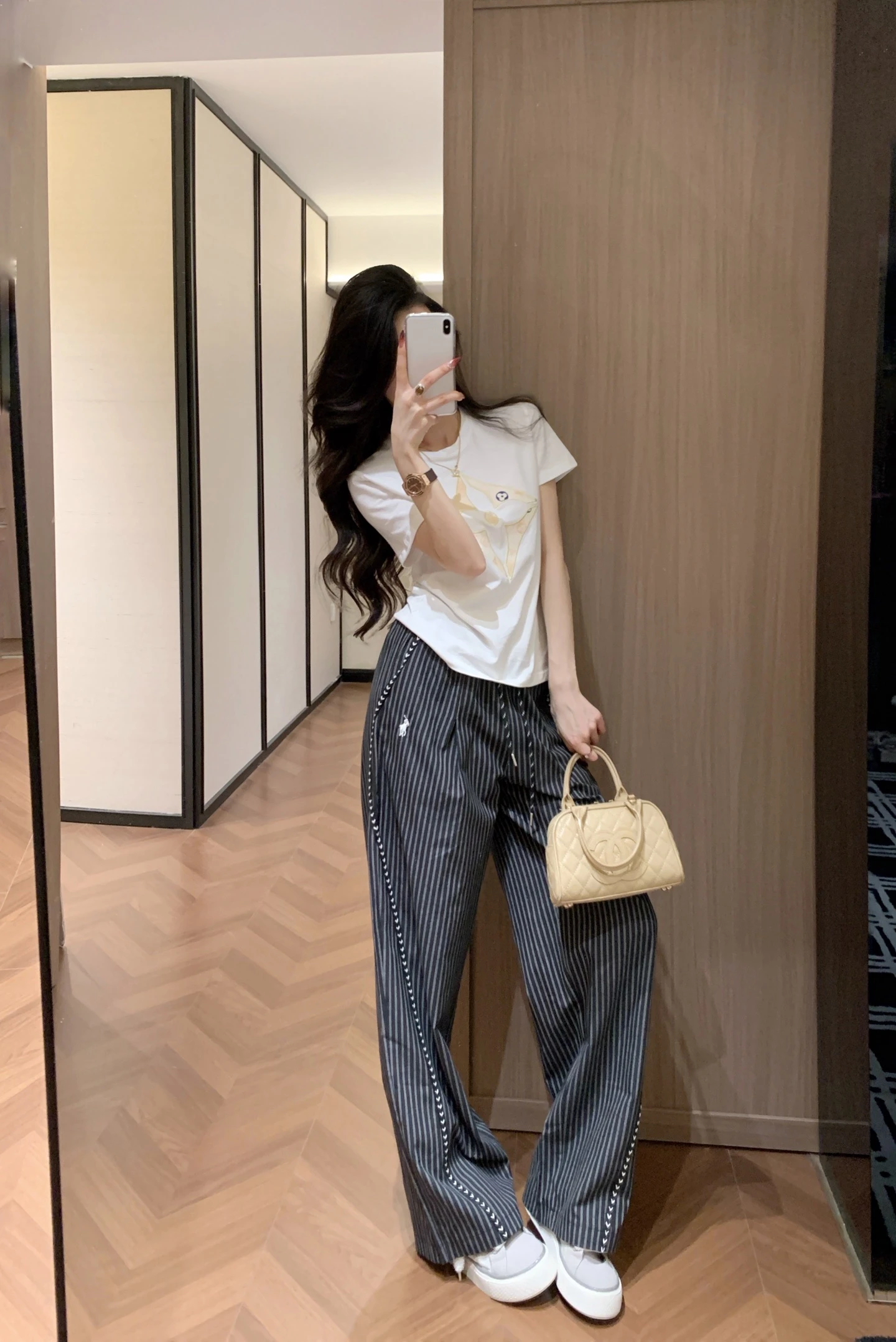 Trousers — a2c4e575