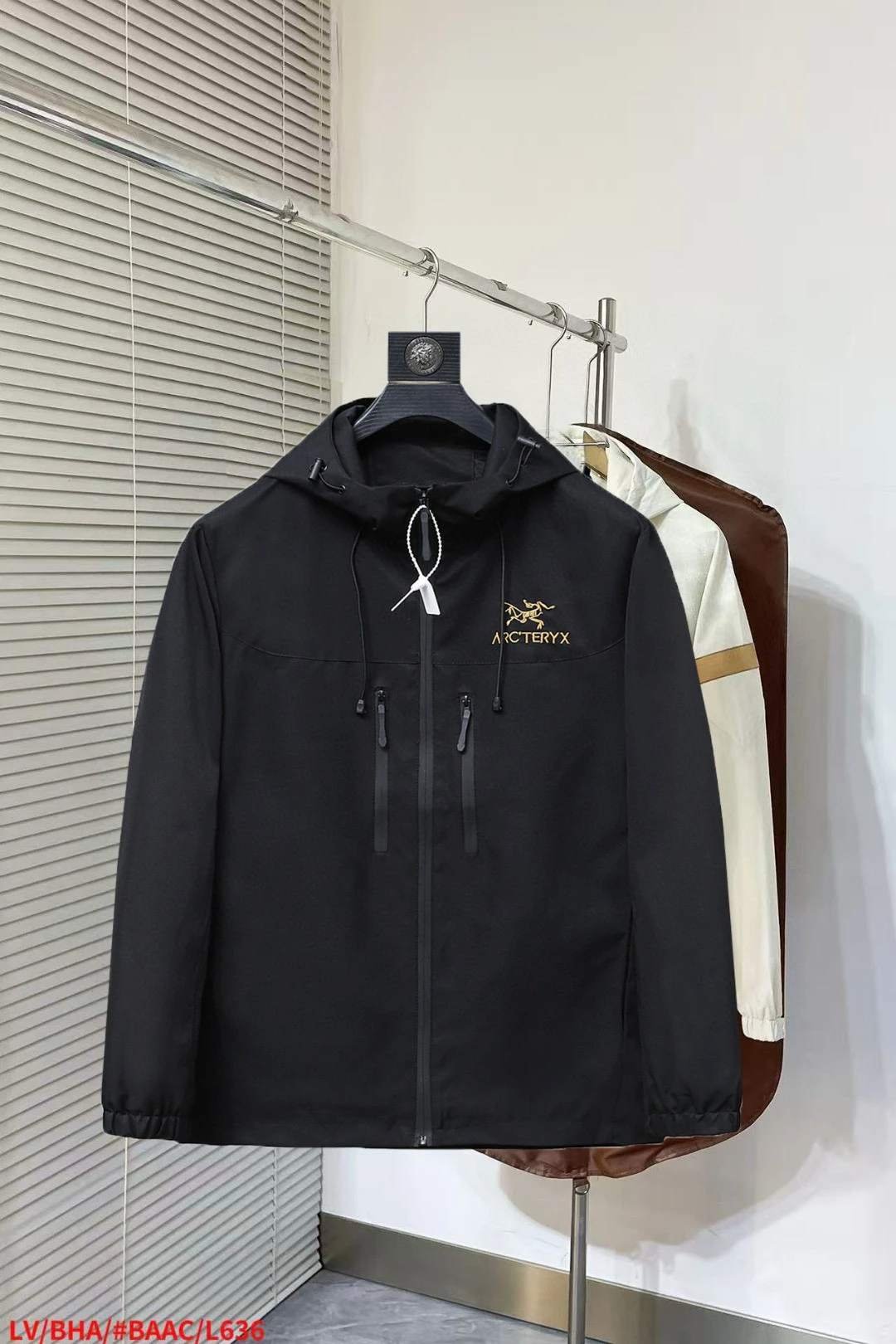 Jackets — 691edc8b