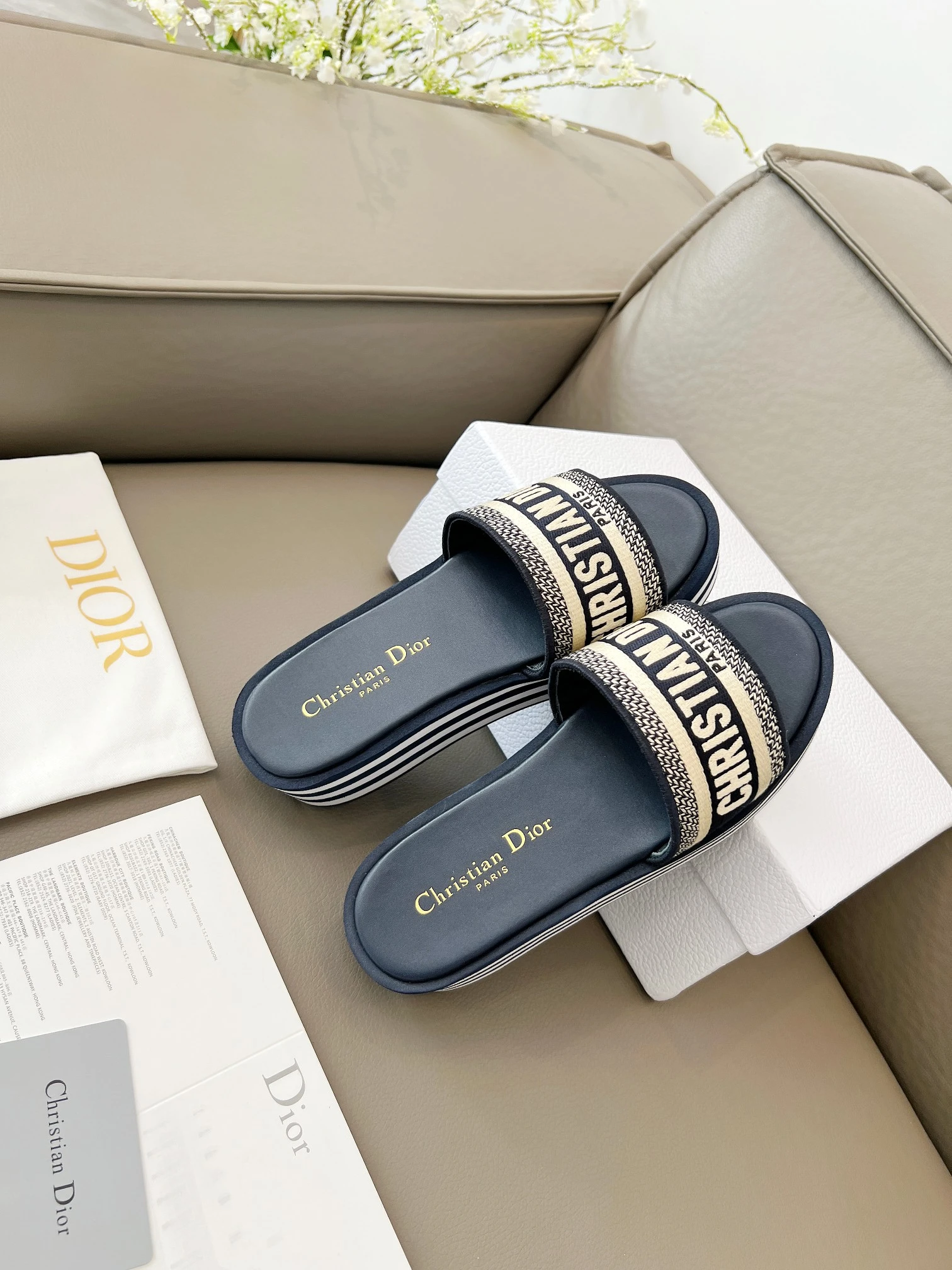 Dior Slippers — cabc3319