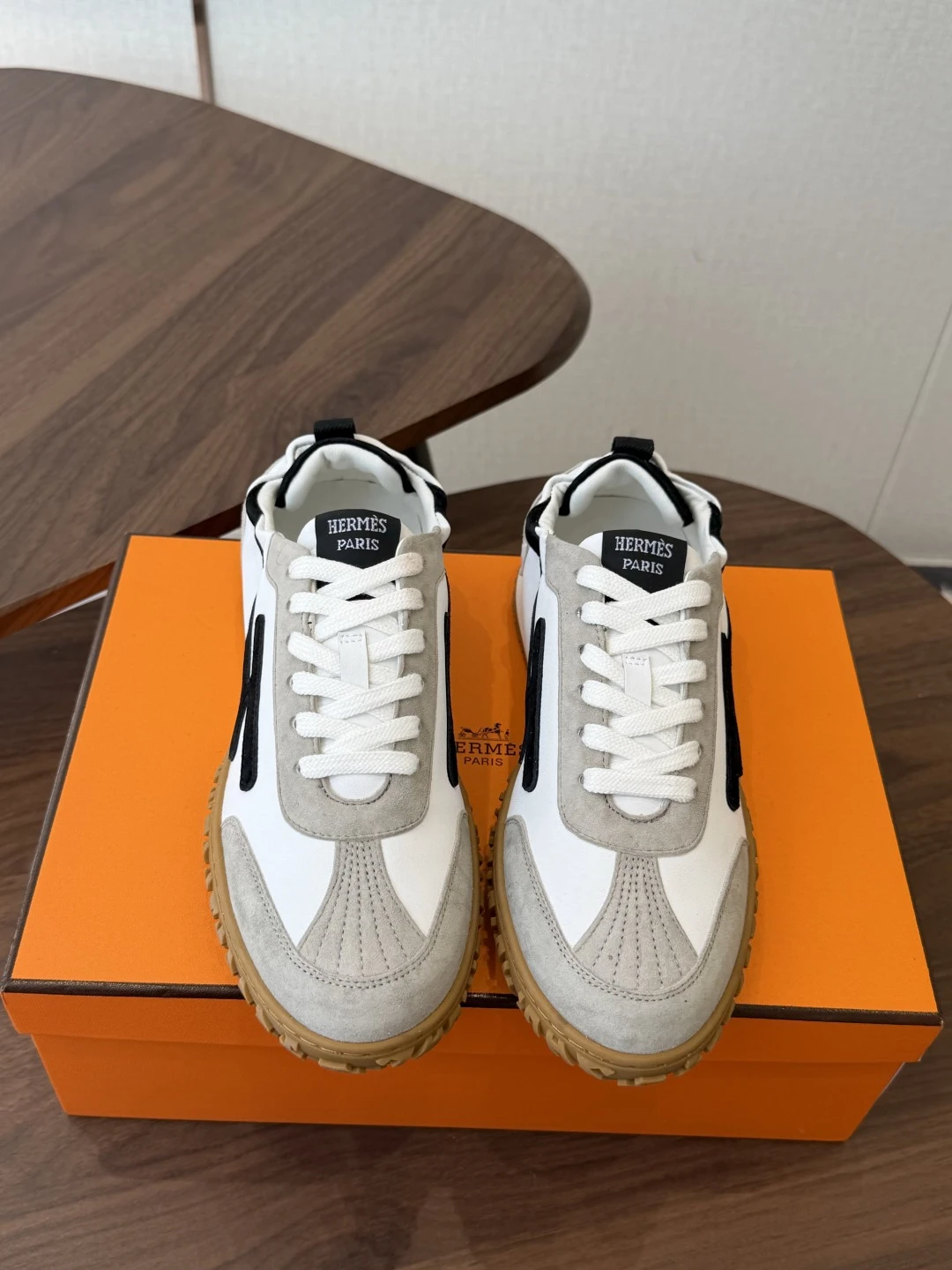 Hermès Sneakers — c6b5cc10