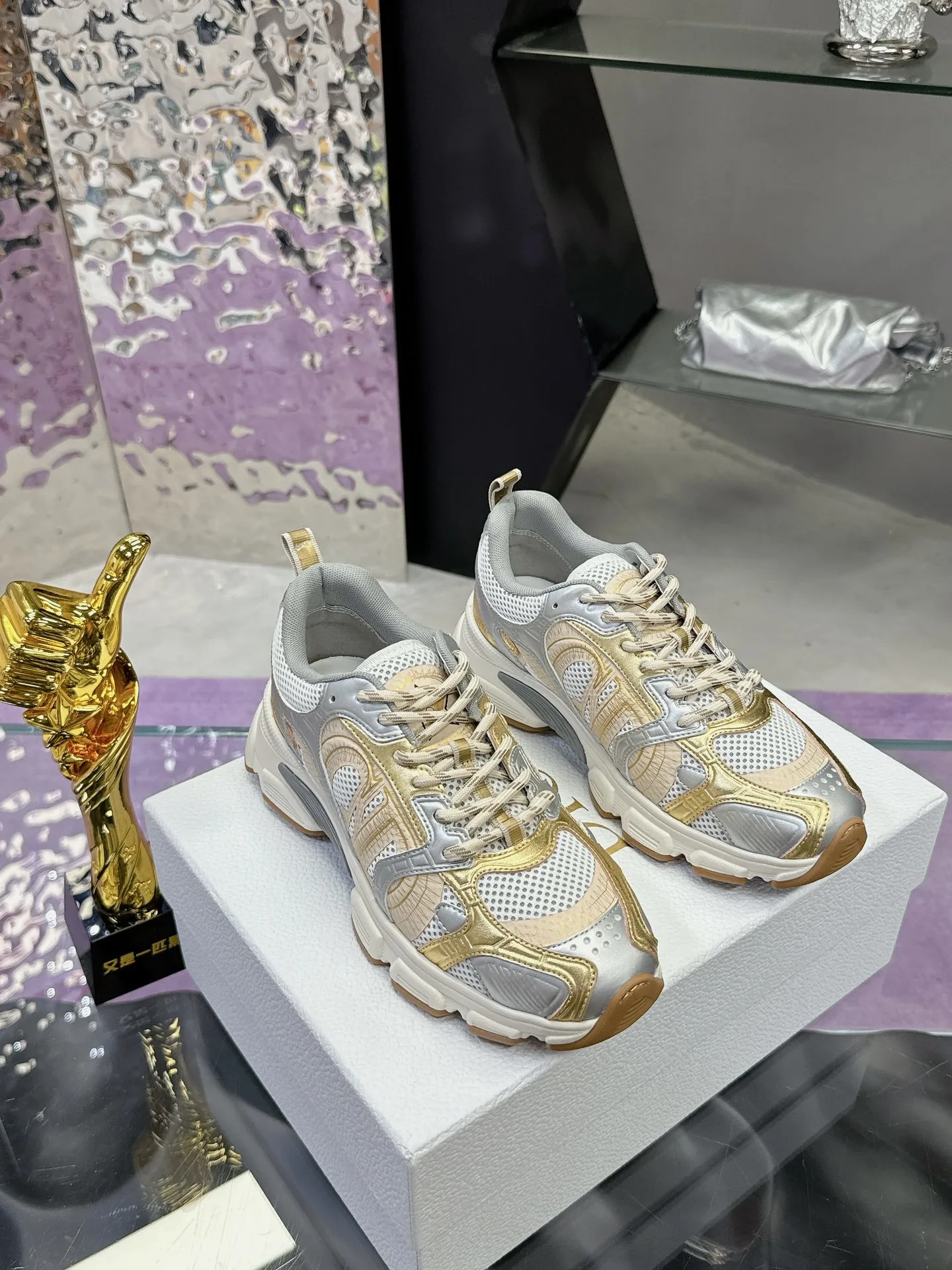 Dior Sneakers — 4c088178