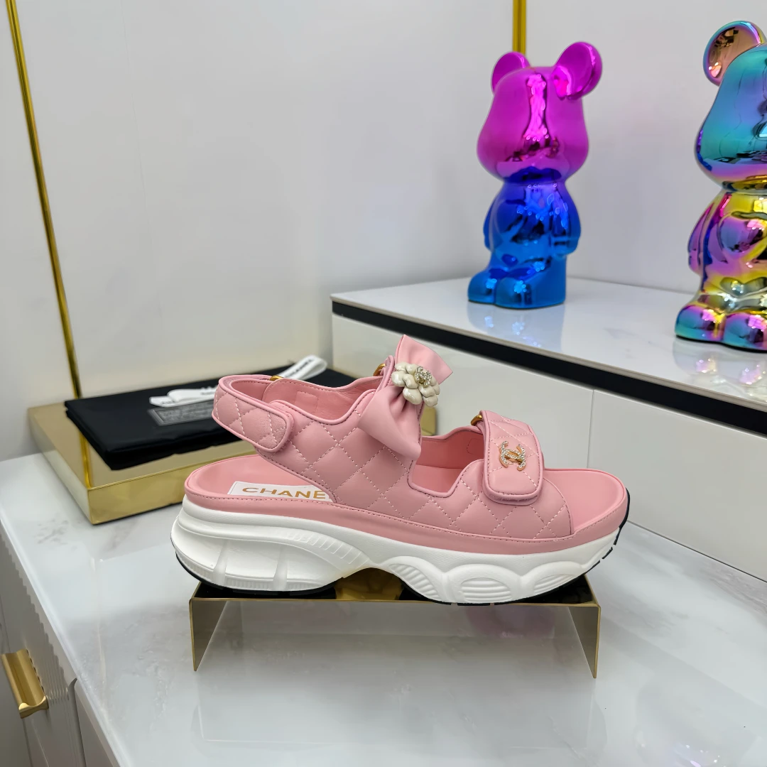 Chanel Slippers — dcc305b0