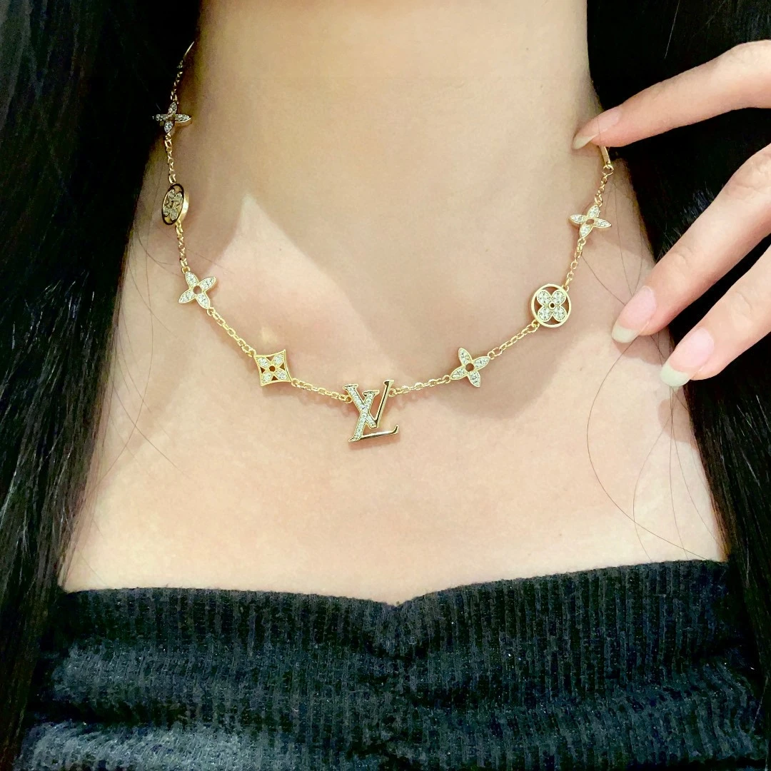 Louis Vuitton Necklaces — ac44171f