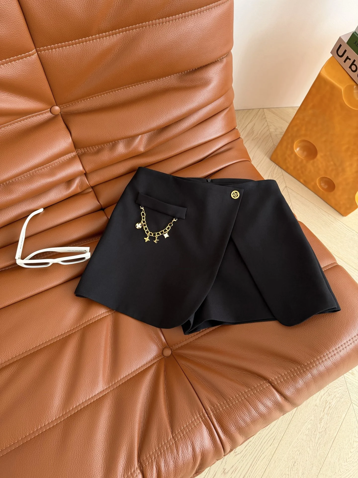 Shorts — 716902c7