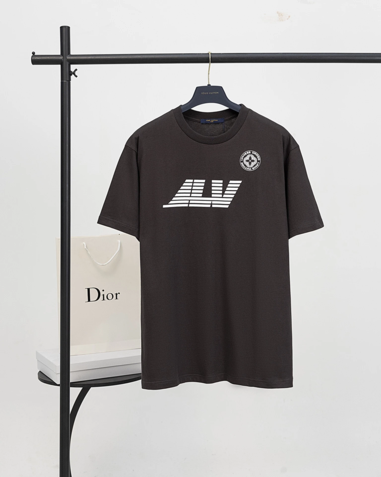 Louis Vuitton T-Shirt — 50425764