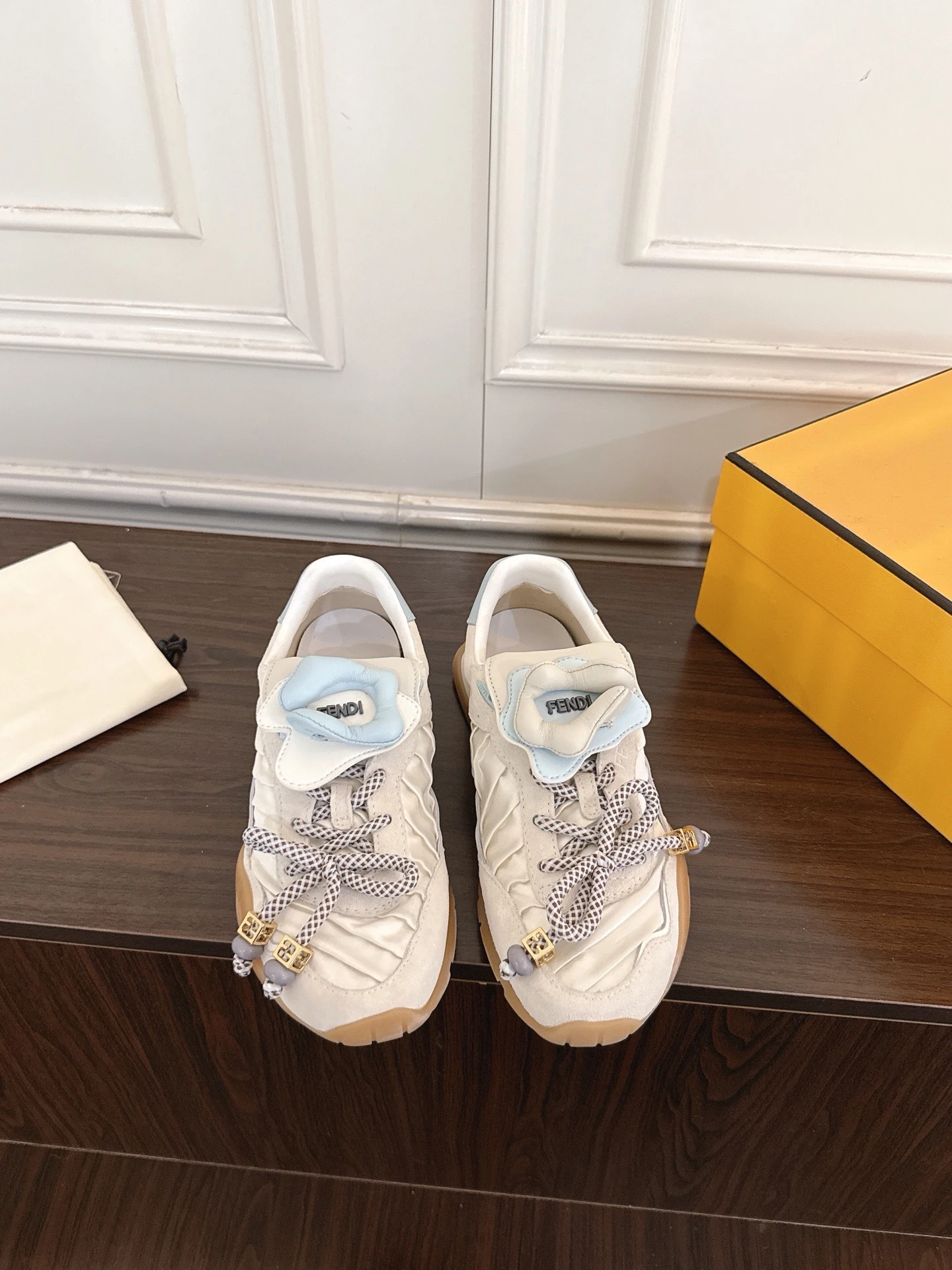 Fendi Sneakers — 2cdc1ccf