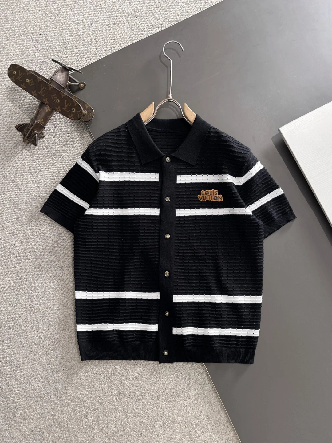 Louis Vuitton T-Shirt — 197c4dbc