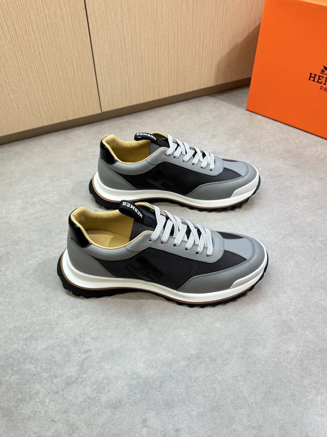 Hermès Sneakers — f74606a4
