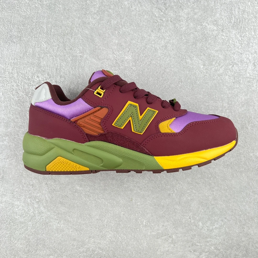 New Balance Sneakers — 9b7b5665