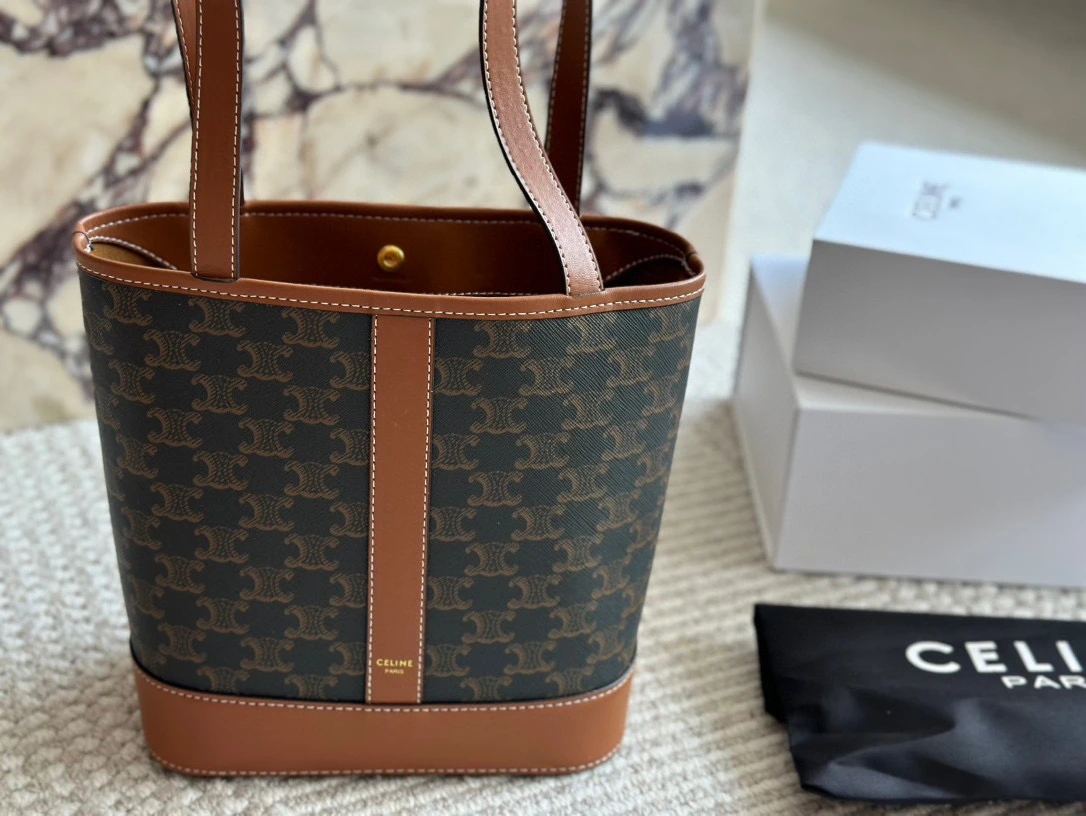 Celine Bag — 8d3fcfba