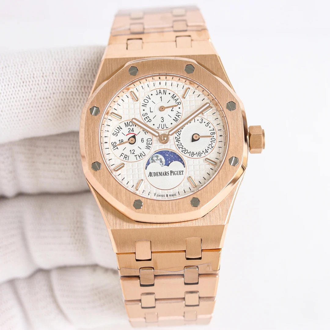Audemars Piguet Watch — b8324200