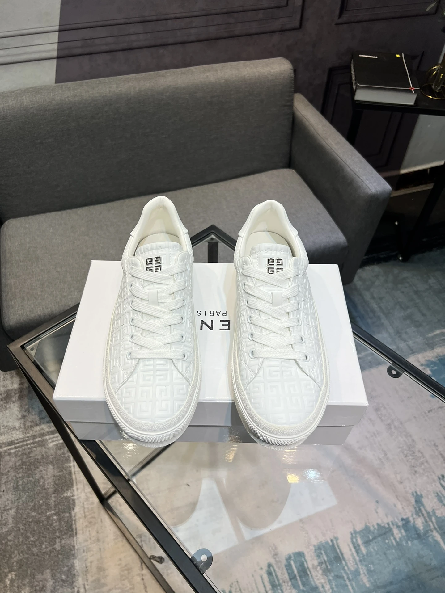 Givenchy Shoes — 39a51fb4