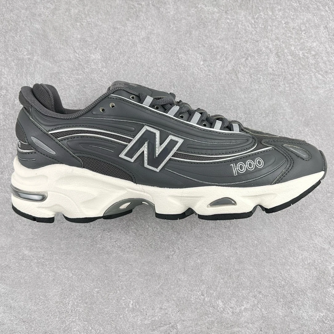 New Balance Sneakers — af3d9d23