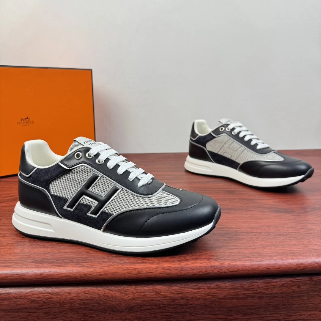 Hermès Sneakers — 494e24d4