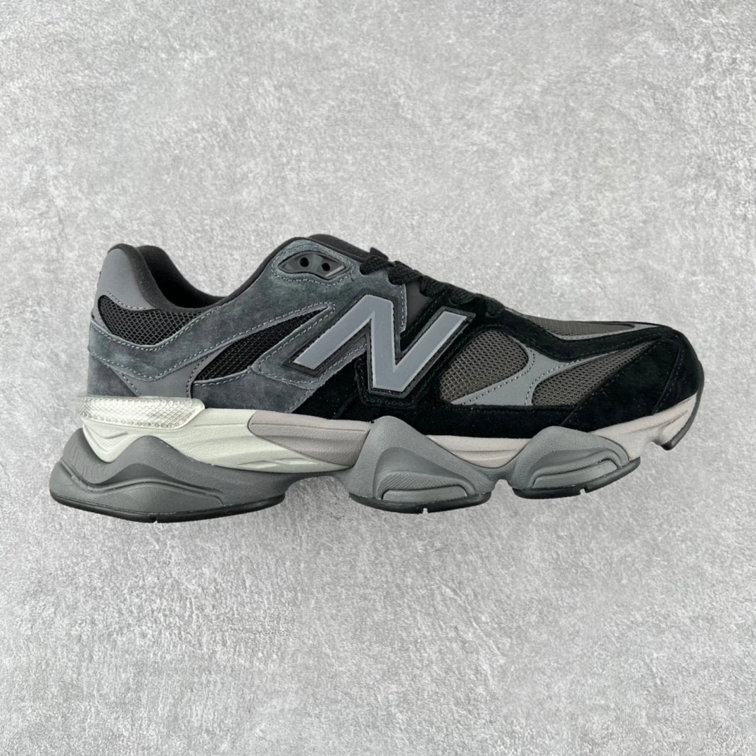 New Balance Sneakers — f943e85b