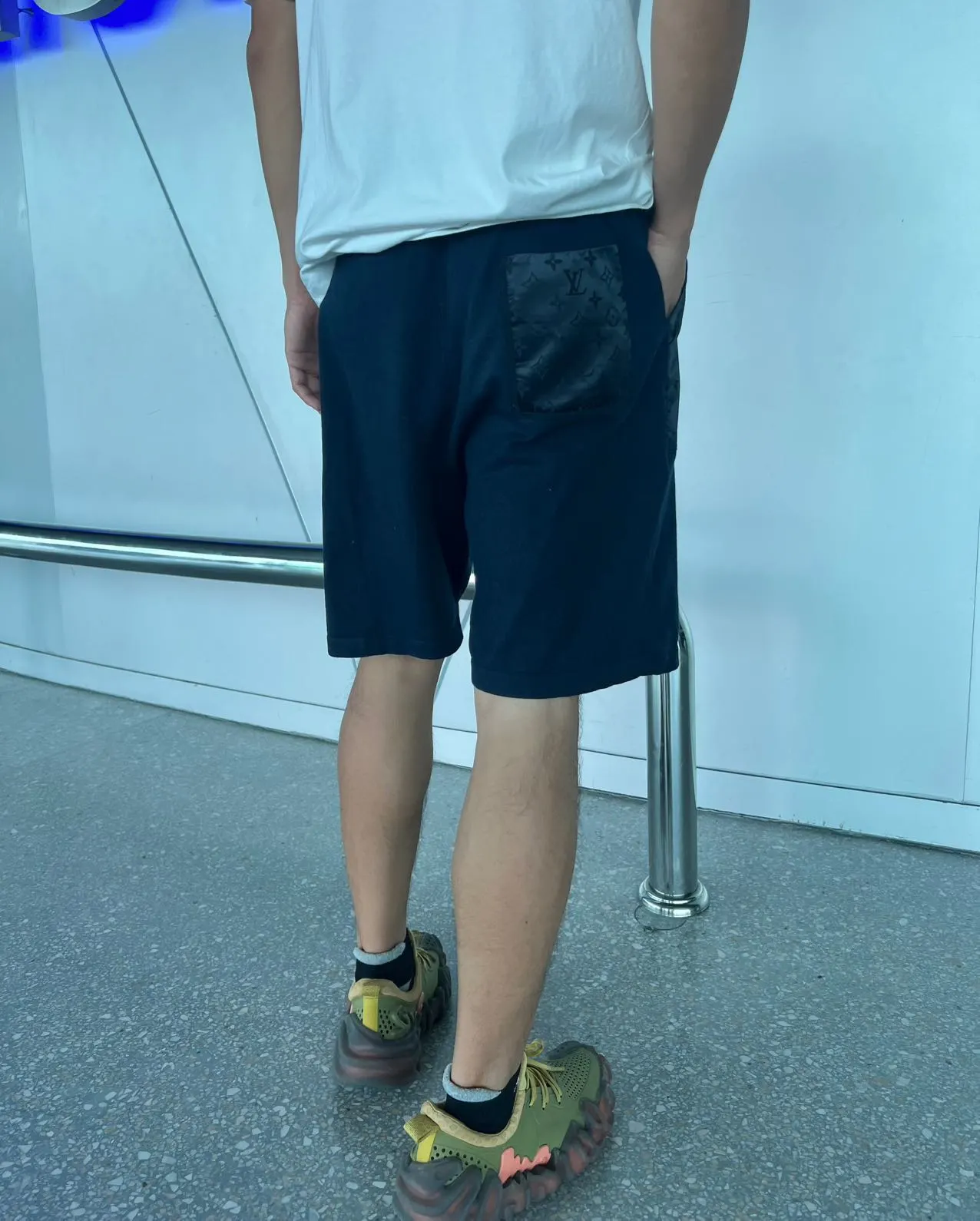 Louis Vuitton Shorts — e99d64e9