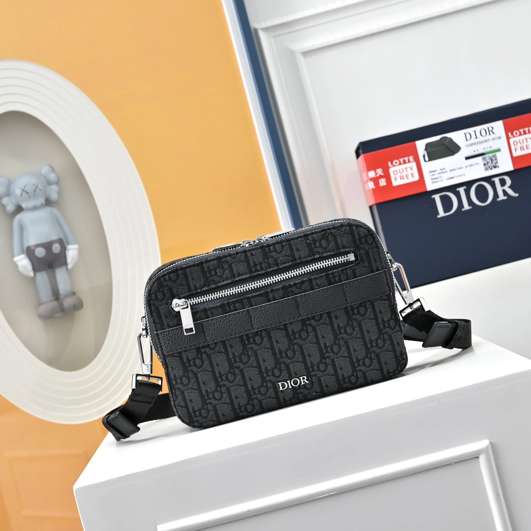 Dior Bag — f0ab3a0c