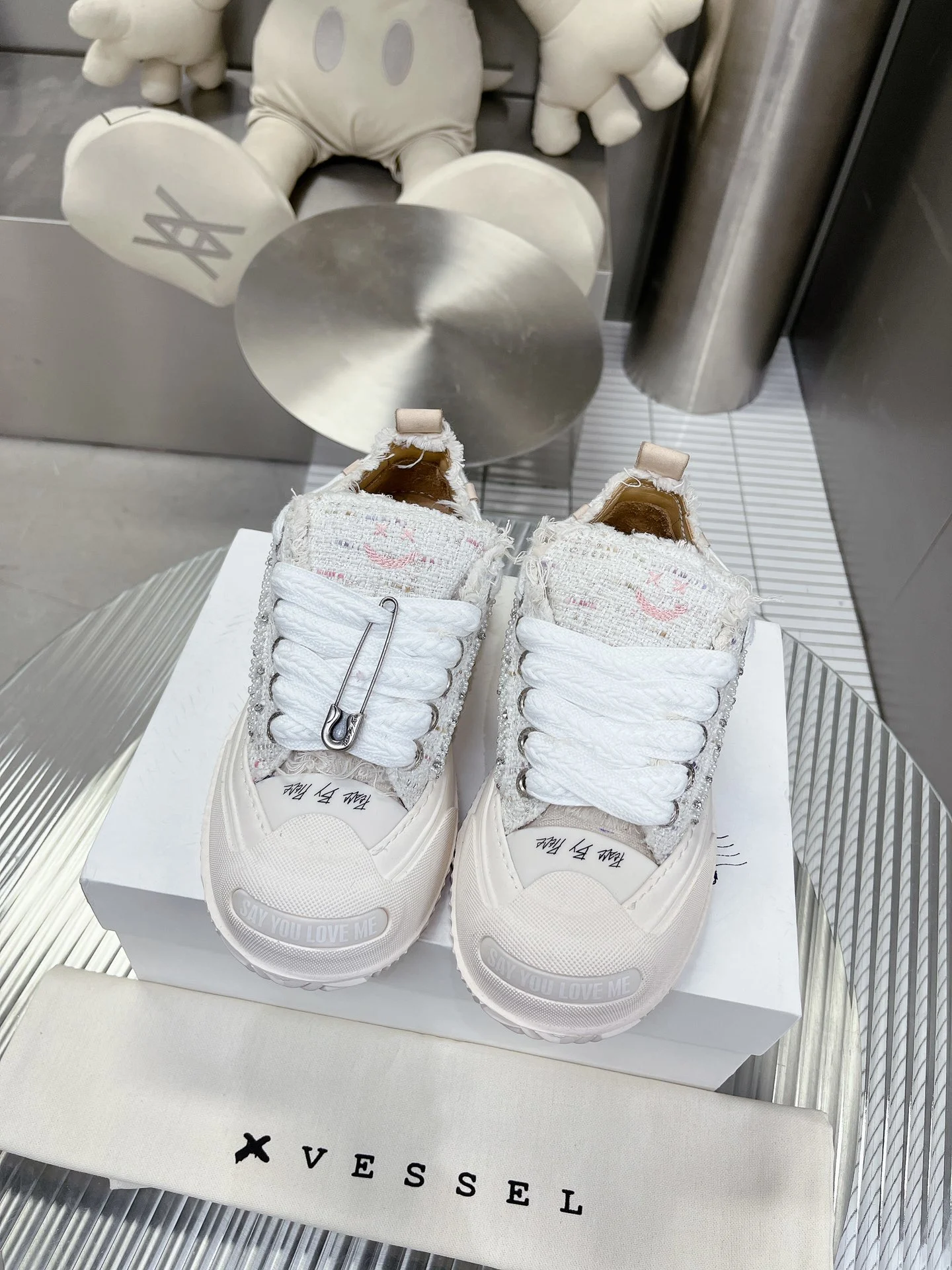 XVESSEL Sneakers — 7a6b09a5
